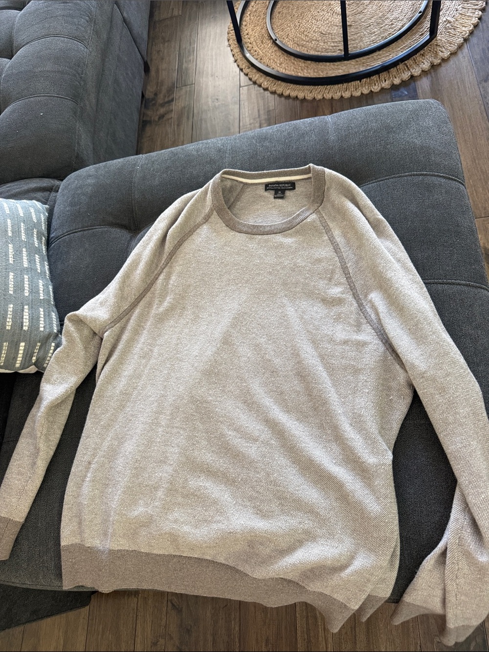 Banana Republic Men's Crewneck Sweater in Light Beige